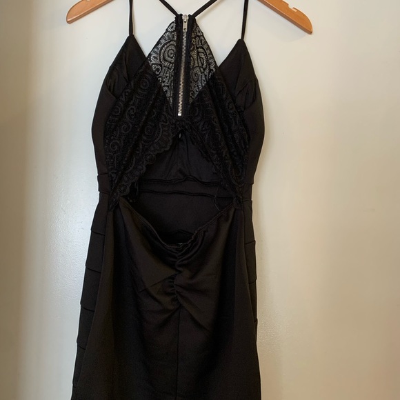 Dress - Picture 4 of 4